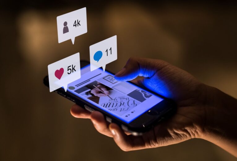 Social media trends shaping education in Qatar